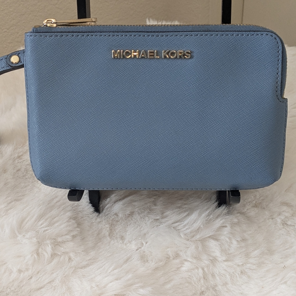 Michael Kors Jet Set Travel Double Zip Saffiano Leather Wristlet Blue
